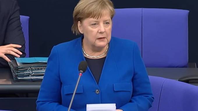 Меркель рассказала об атаке российских хакеров на бундестаг - piter.tv - Россия - Китай - США - Германия - Меркель