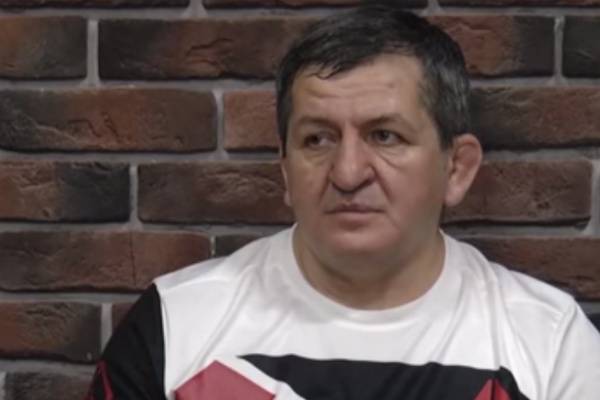 Хабиб Нурмагомедов - Абдулманап Нурмагомедов - Коронавирус: отец Хабиба Нурмагомедова отправлен в Москву в тяжелом состоянии - trud.ru - Москва - Махачкала - респ. Дагестан