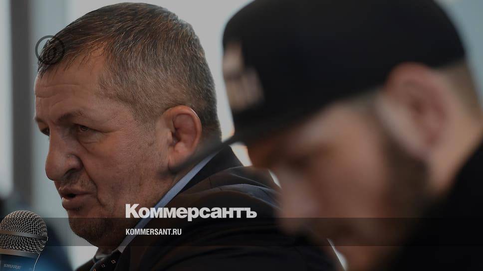 Хабиб Нурмагомедов - Абдулманап Нурмагомедов - Ислам Махачев - Рамазан Рабаданов - Отец Хабиба Нурмагомедова находится в коме в военном госпитале в Москве - kommersant.ru - Москва - респ. Дагестан