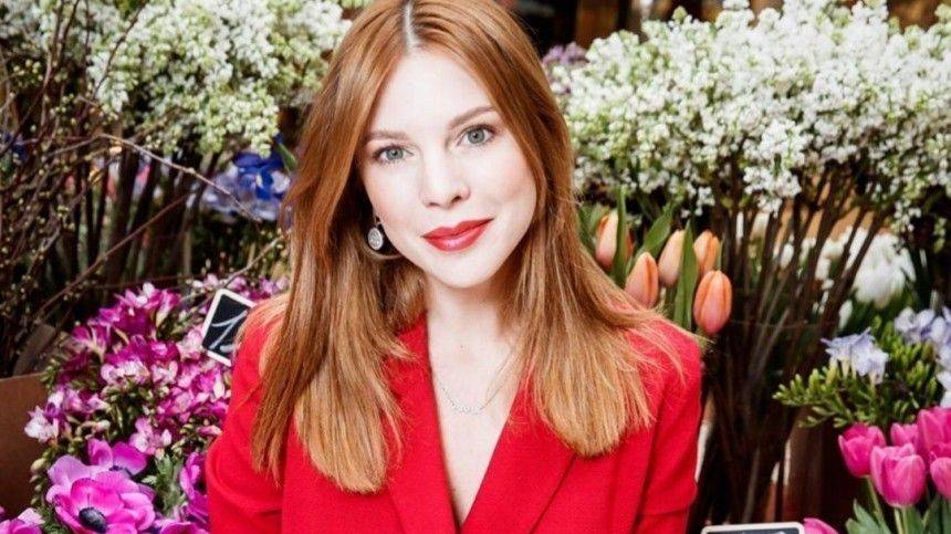 Наталья Подольская - «Как-то не очень»: в сети раскритиковали Подольскую за «неправильный» ракурс - 5-tv.ru
