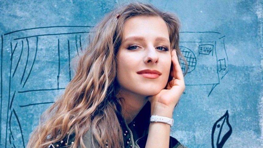 Елизавета Арзамасова - «Нежнейшая!» — Арзамасова подобрала образ утонченной гимназистки - 5-tv.ru