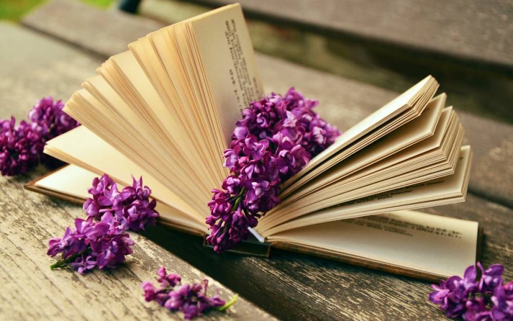 Специалисты составили подборку книг, которые точно стоит прочитать для саморазвития - newsland.com