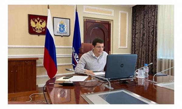 Дмитрий Артюхов - Губернатор Ямала Артюхов оказался непопулярен в соцсетях в разгар пандемии - nakanune.ru - Россия