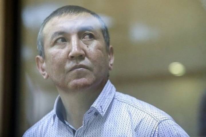 Убившему полицейского в Москве мигранту снизили срок - mk.ru - Москва - Россия - Киргизия