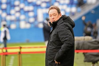 Леонид Слуцкий - Василий Уткин - Слуцкий выступил против возвращения российского футбола - lenta.ru - Россия