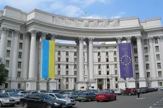 Дмитрий Козак - В МИД Украины заявили, что заранее знали о визите Козака в Берлин - versia.ru - Россия - Украина - Киев - Германия - Берлин