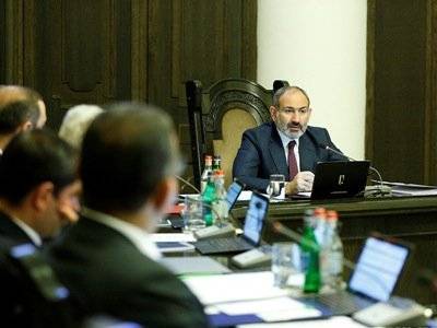 Никол Пашинян - Правительство Армении поощрит компании, сохранившие после кризиса рабочие места - news.am - Армения