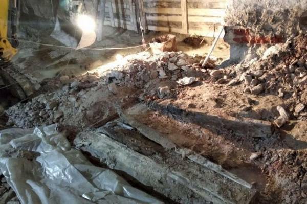 "Раскопали склеп под алтарем". Подробности обнаружения останков в Спасской церкви Тюмени - nakanune.ru - Тюмень - Тюменская обл.