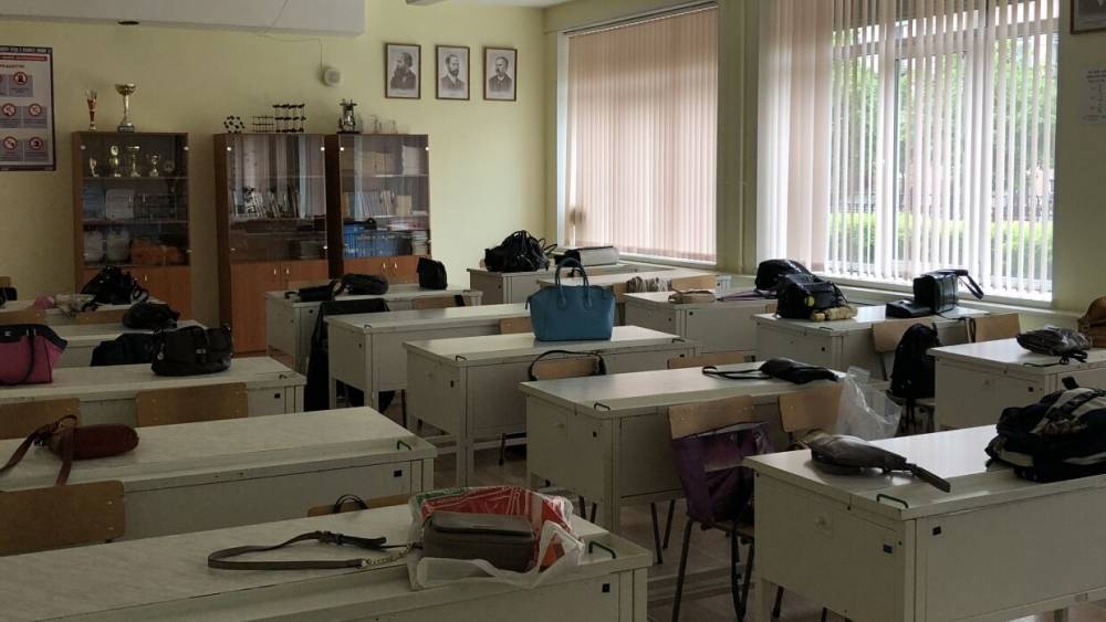 Эксперт ОНФ предложил сдвинуть сроки ЕГЭ и ОГЭ для отдыха выпускников - riafan.ru - Россия - Санкт-Петербург