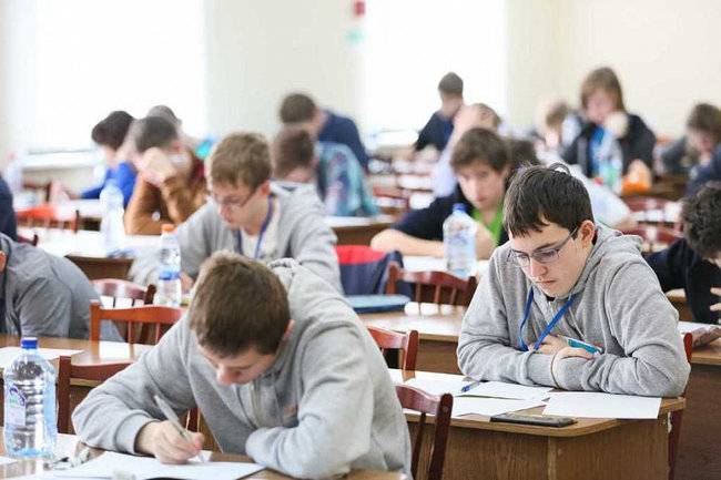 Ирина Волынец - Эксперты рассказали, когда могут провести ЕГЭ - infox.ru - Москва