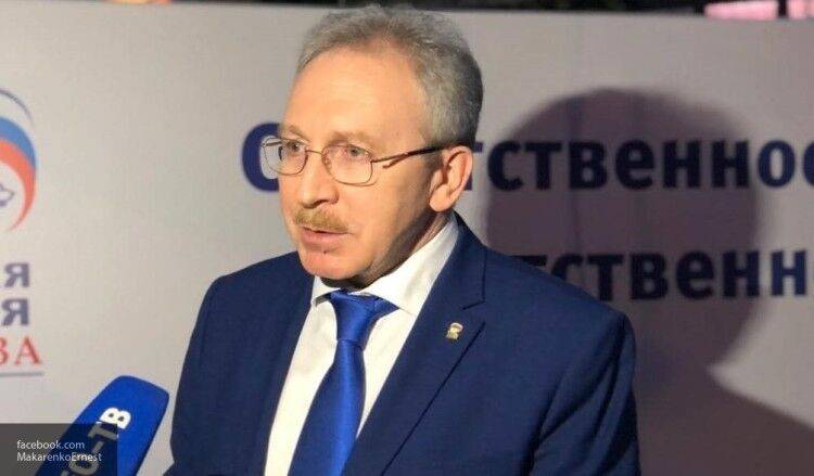 Макаренко назвал недопустимой беспрепятственную работу "вражеских" СМИ в России - inforeactor.ru - Россия