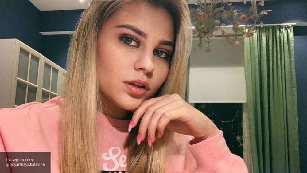Михаил Боярский - Фанат признался, что отдал бы "20 лет жизни" под фото внучки Боярского в черном топике - nation-news.ru - РСФСР