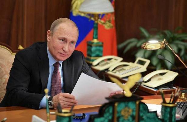 Александр Цыбульский - Юрий Бездудный - в России нет планов массового укрупнения регионов - newtvnews.ru - Россия - окр.Ненецкий - Архангельская обл.