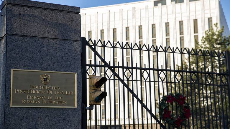 Украинцы, белорусы и казахи попросили российское посольство помочь им выехать из США - newizv.ru - Москва - Россия - США - Украина - Казахстан - Белоруссия