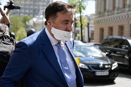 Михаил Саакашвили - Саакашвили призвал Украину отказаться от кредитов МВФ и «не ходить на поклон» - lenta.ru - Украина - Грузия