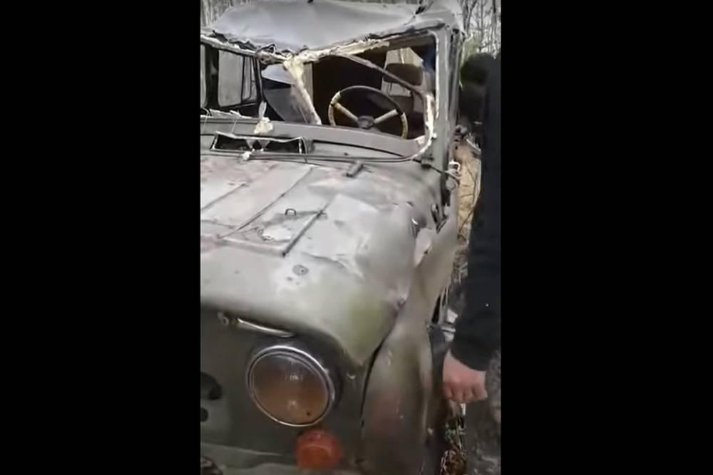 Медведь «порвал в клочья» машины охотников под Магаданом - mk.ru - Магаданская обл. - Магадан