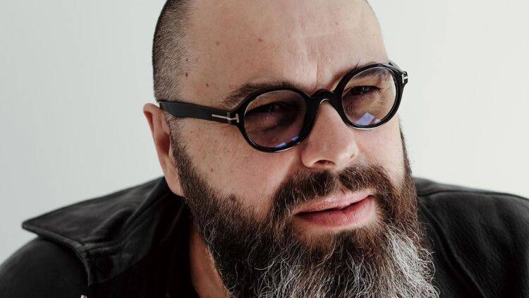 Максим Фадеев - Максим Фадеев распустил сотрудников лейбла MALFA из-за воровства - inforeactor.ru