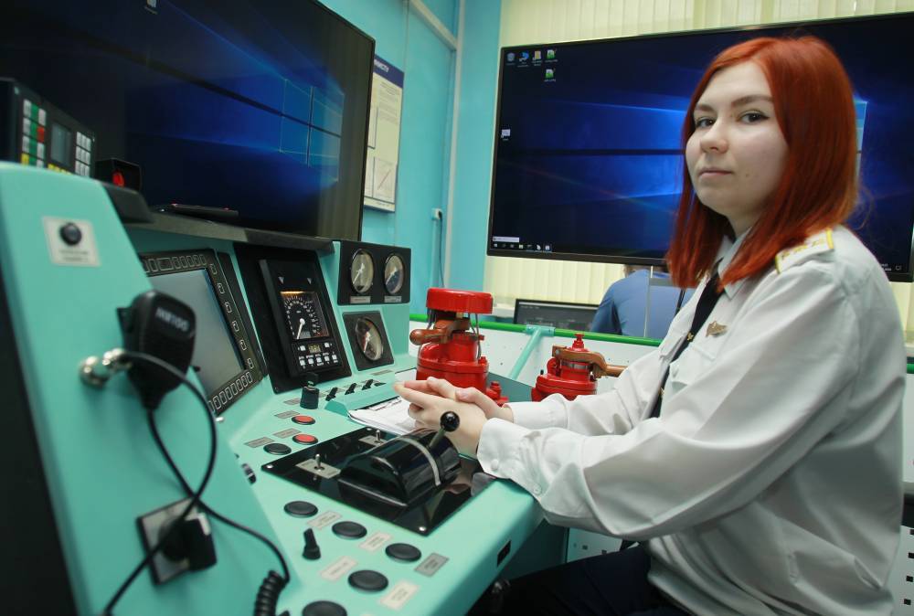 Женщины-машинисты начнут работать в столичном метро с 2021 года - vm.ru - Москва
