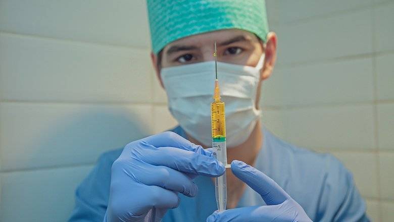 Треть российских врачей ни разу не сдавали тест на коронавирус - newizv.ru - Москва - Санкт-Петербург