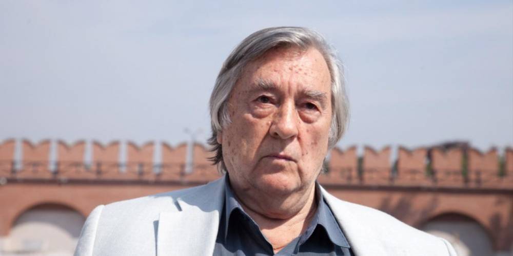 Александр Проханов - "Цитадель гитлеризма": Проханов призвал установить над Ельцин-центром знамя Победы - ruposters.ru - Москва - Россия - Екатеринбург - Волгоград - Сталинград