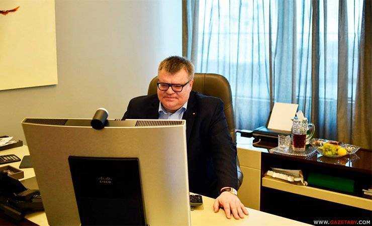 Виктор Бабарико - Эдуард Бабарико - «Великий путаник». Как газета Администрации президента атакует Виктора Бабарико после его выдвижения кандидатом в президенты - gomel.today - Белоруссия