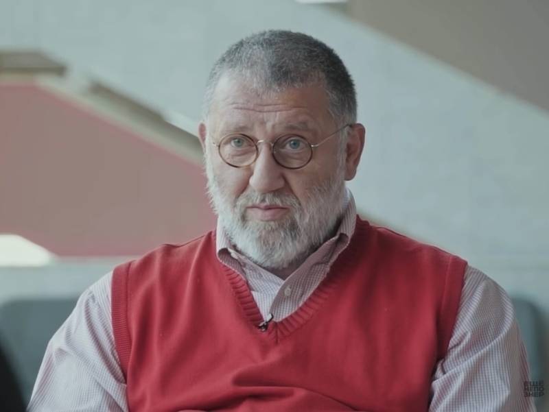 Сергей Пархоменко - Араз Агаларов - Пархоменко призвал бизнесменов из списка Forbes забрать контракт "Крокуса" - sobesednik.ru - Москва - Московская обл.