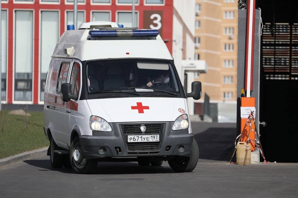 Андрей Воробьев - Власти Подмосковья: Ежедневно госпитализируют до 750 человек с COVID-19 - vm.ru - Россия - Московская обл.