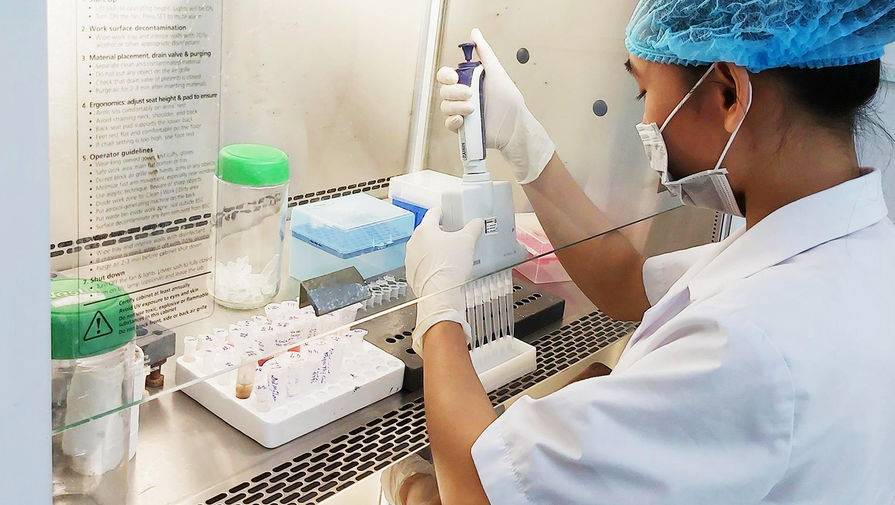 Гао Фу - В КНР испытали пять протопипов вакцины от коронавируса - gazeta.ru - Китай