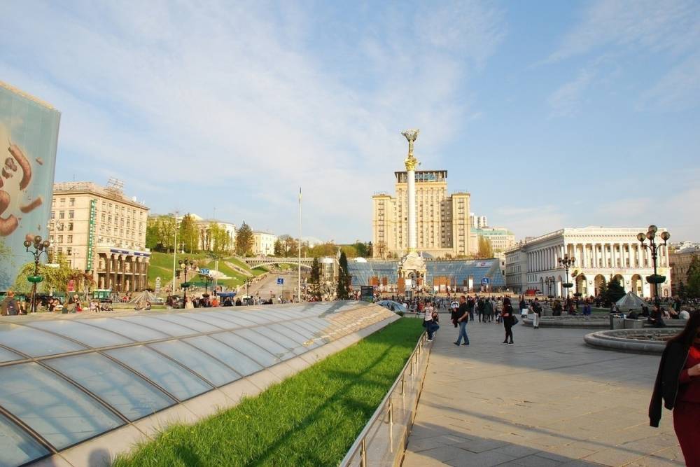 Олег Морозов - Степан Бандер - В Совфеде призвали жестко ответить Украине на новые санкции - mk.ru - Москва - Россия - Украина - Киев