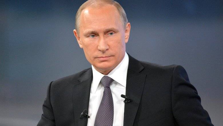 Владимир Путин - Владимир Путин поручил россиянам старше 65 лет сохранять самоизоляцию - newizv.ru