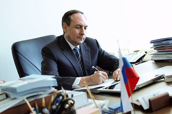 Владимир Зеленский - Вячеслав Никонов - Никонов назвал «днищем» украинские санкции против Эрмитажа и МГУ - pnp.ru - Украина - Киев