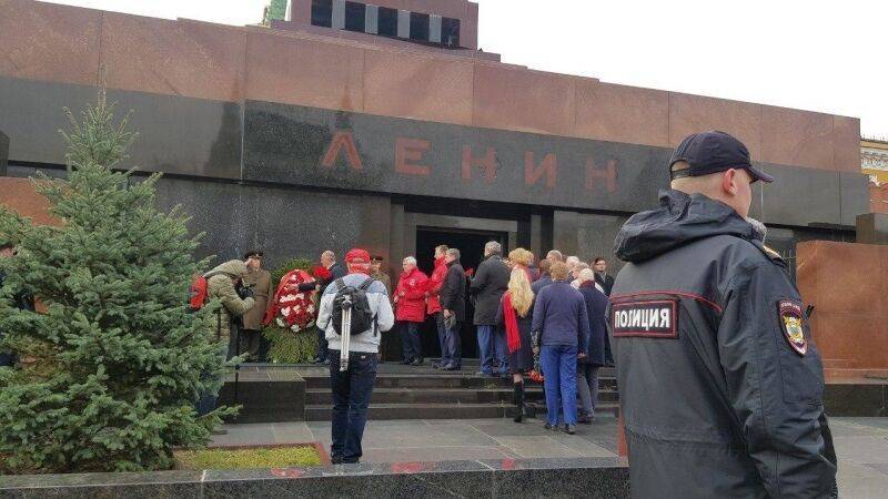 Владимир Ленин - Депутат Марченко предложил ликвидировать партии, организующие митинги во время пандемии - polit.info - Москва - Россия