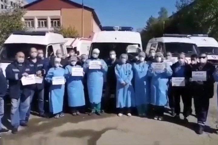 Сибирских медиков вызвали в СК из-за жалоб на невыплату денег за работу с коронавирусом - newsland.com - Судженск - Следственный Комитет