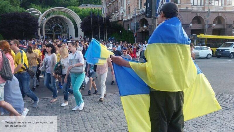 Дмитрий Корнейчук - Корнейчук объяснил, кто и почему делает из украинцев безвольных людей - politros.com - Украина - Киев