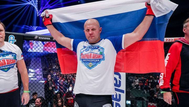 Федор Емельяненко - Скотт Кокер - Глава Bellator усомнился в проведении боя Федора Емельяненко осенью - vesti.ru - Москва - Россия - США