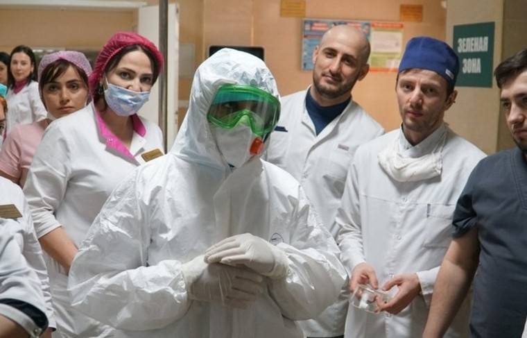 Руслан Курбанов - Более 40 врачей в Дагестане умерли от коронавируса - news.ru - респ. Дагестан
