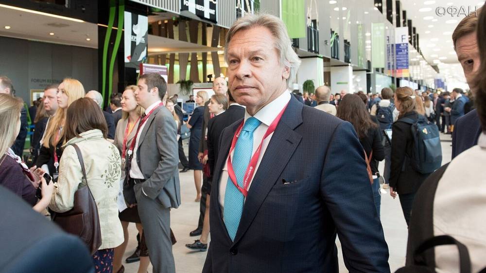 Мария Захарова - Алексей Пушков - Пушков назвал расистским заголовок Bloomberg о смерти русских от коронавируса - riafan.ru - Москва - Россия - Германия
