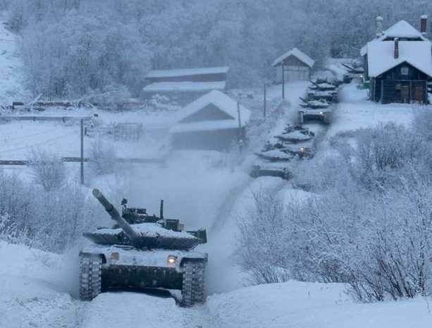 С новым «камуфляжем» бронетехнику не отличишь от сугроба - vpk-news.ru
