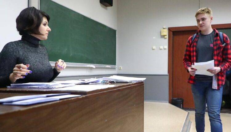 Валерий Фальков - Большинство вузов в РФ сохранили защиту дипломов и проведение госэкзаменов - newtvnews.ru - Россия