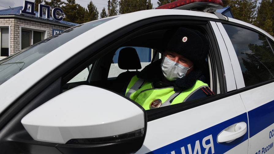Администратор автосервиса в Петербурге протаранил грабителей на автомобиле - gazeta.ru - Петербурга