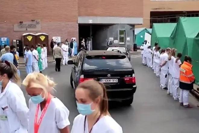 В Бельгии медики устроили «коридор позора» премьер-министру - Cursorinfo: главные новости Израиля - cursorinfo.co.il - Бельгия - Израиль