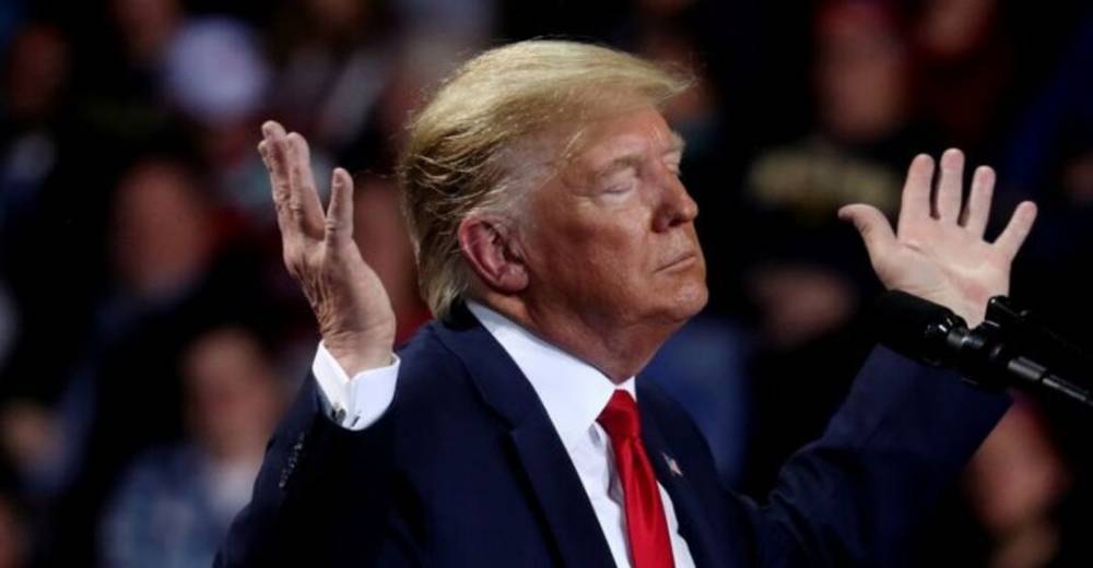 Дональд Трамп - Элтон Джон - Роберт Де-Ниро - Хакеры REvil начали публиковать документы известной юрфирмы с упоминанием Трампа - theins.ru