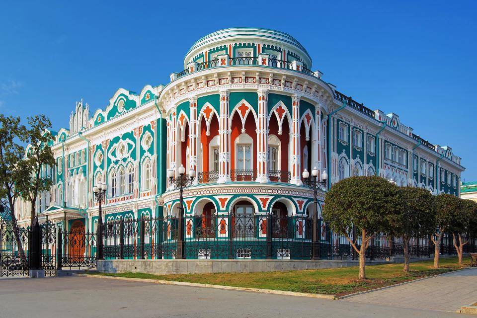 Forbes составил список самых недооцененных городов России - vm.ru - Россия - Екатеринбург - Мурманск - Хабаровск - Псков