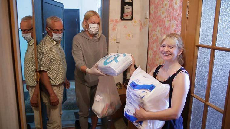 Омский центр «Радуга» организовал доставку продуктов для своих паллиативных подопечных - newsrussia.media - Омск