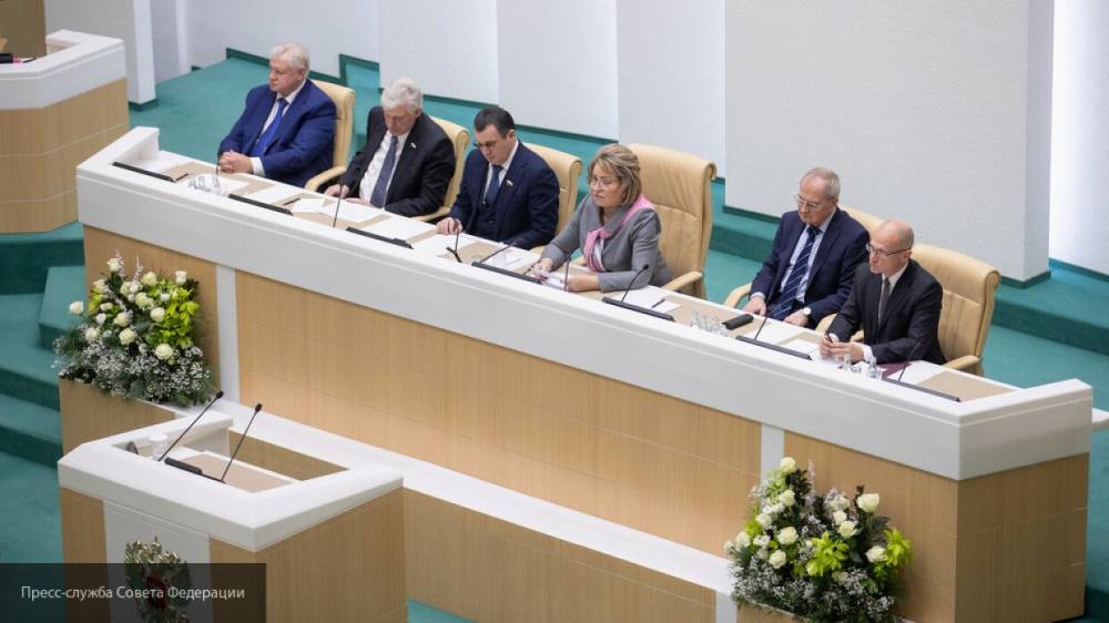 Максим Орешкин - Совфед предложил три способа повышения темпов роста экономики в регионах - nation-news.ru - Москва - Россия - Санкт-Петербург