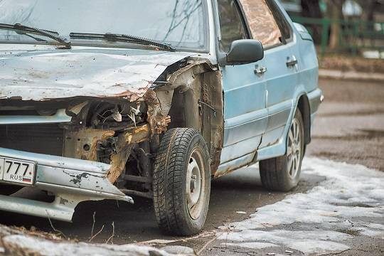 Водителей в России хотят штрафовать за автохлам - versia.ru - Россия