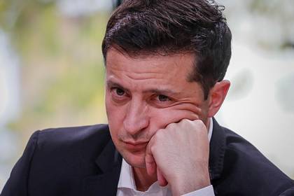 Владимир Зеленский - Петр Порошенко - Юрий Бойко - Юлий Тимошенко - Рейтинг Зеленского опустился ниже 40 процентов - lenta.ru - Украина