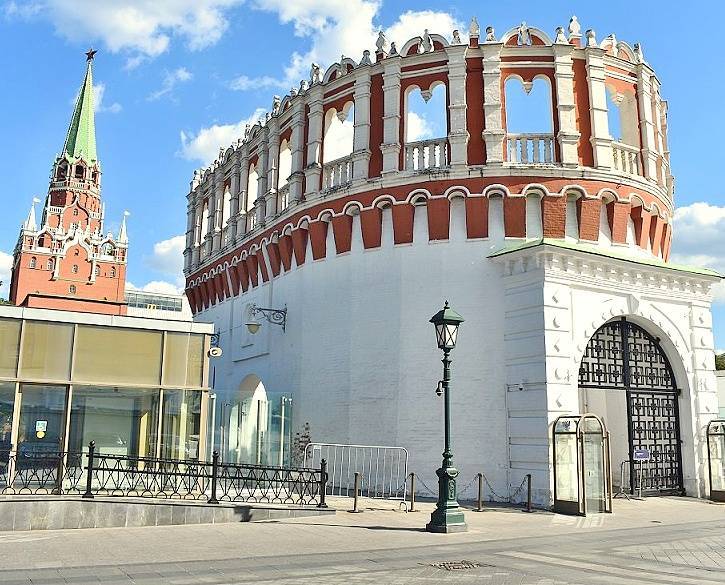 Елена Гагарина ждет иностранных туристов в Кремле не раньше следующего года - newsland.com