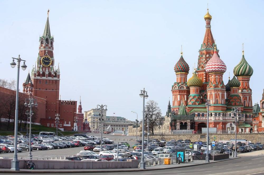 Посетители Музеев Московского Кремля будут носить маски и перчатки - vm.ru