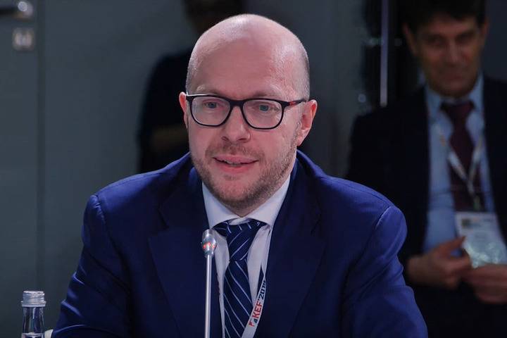 Александр Солженицын - Сын Солженицына возглавил крупнейшую угольную компанию России - mk.ru - Россия